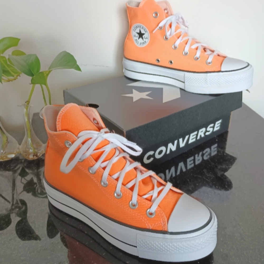 Converse Chuck Taylor All Star Lift Platform High-Top Sneaker- Women's